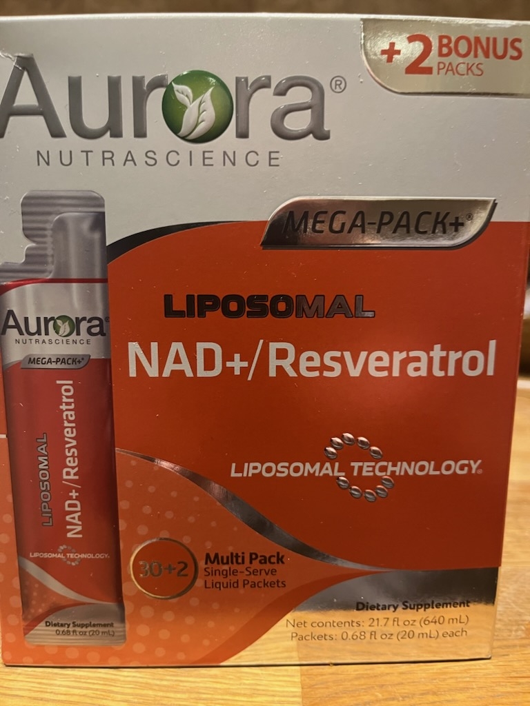 Aurora NAD+/resveratrol gir et godt tilskudd av disse næringstoffene. Esken innholder 32 dagsdoser.